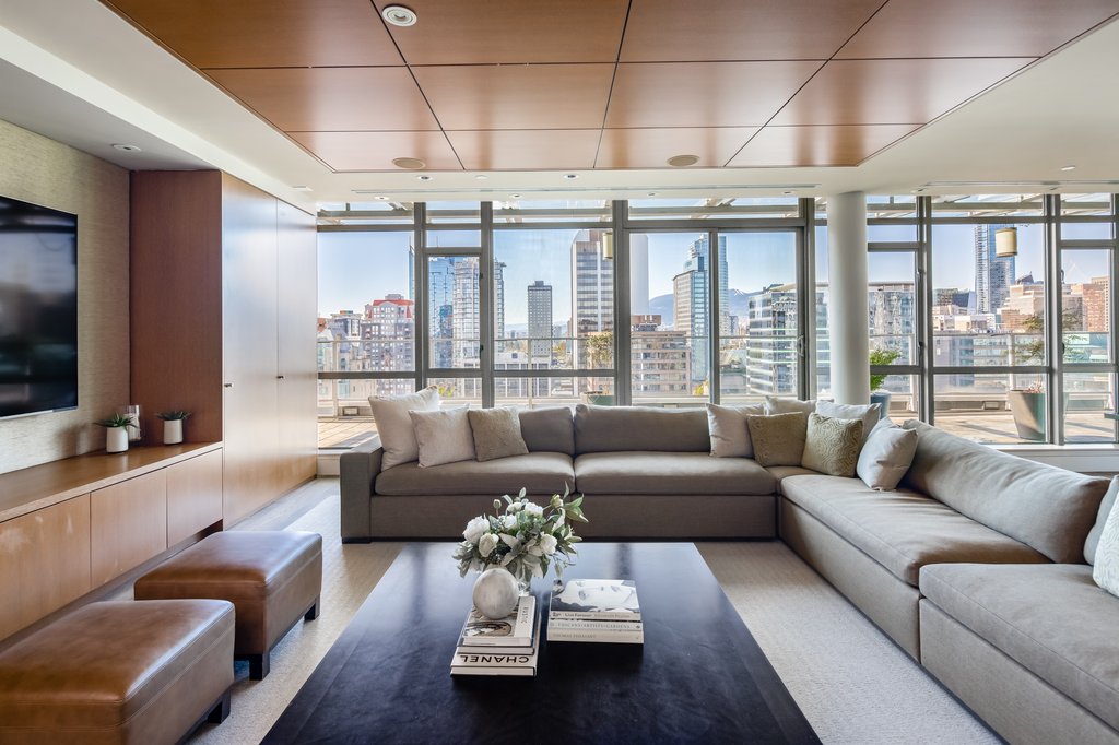 the penthouse at level vancouver seymour spacious living room with vancouver view