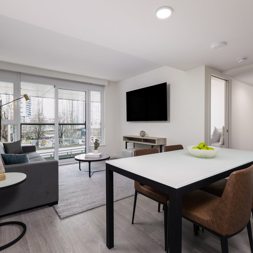 Vancouver Howe Three Bedroom
