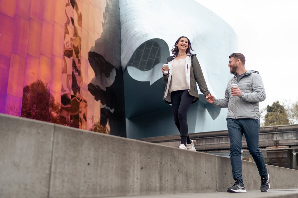 couple walking and exploring seattle together