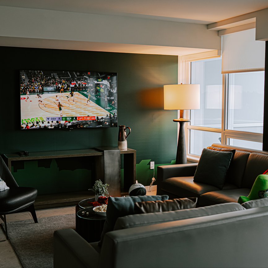 Seattle Storm Fan Suite - Living Room