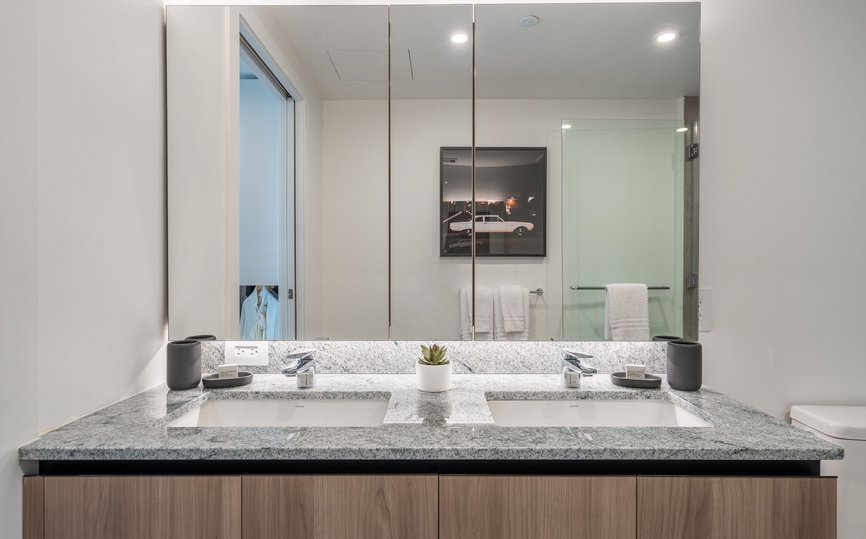 Level Hollywood - Two Bedroom Suite (30)