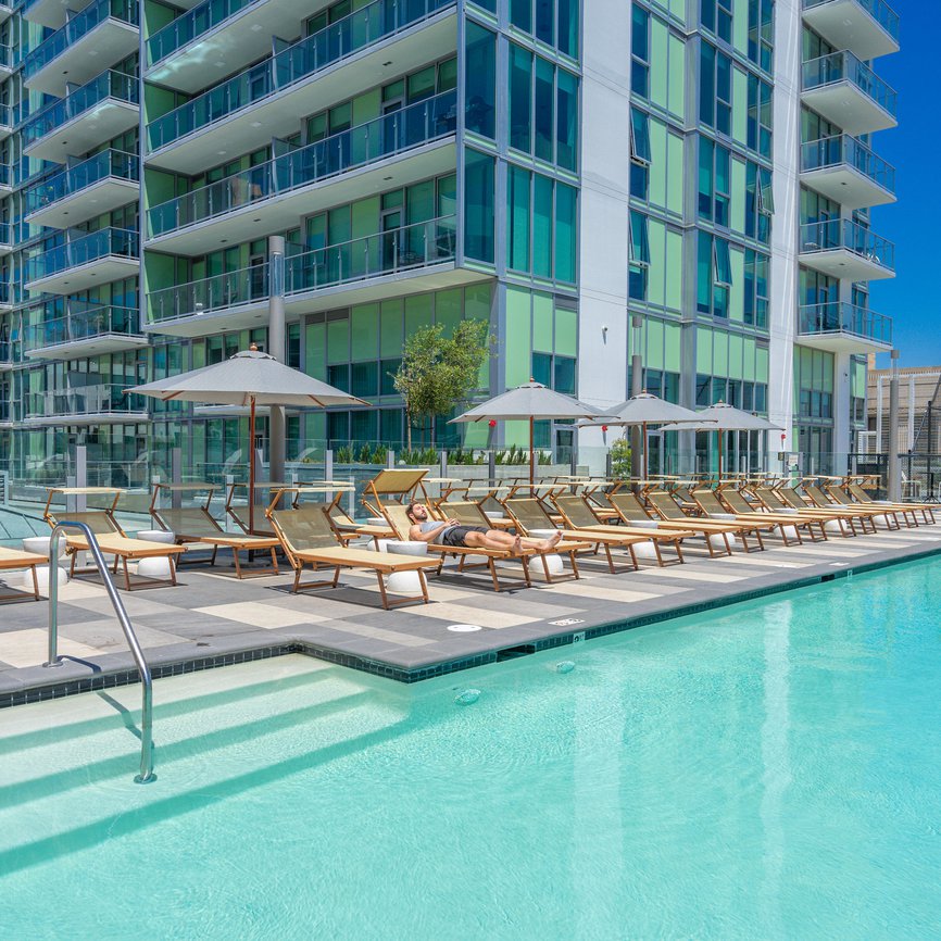 outdoor pool at level long beach