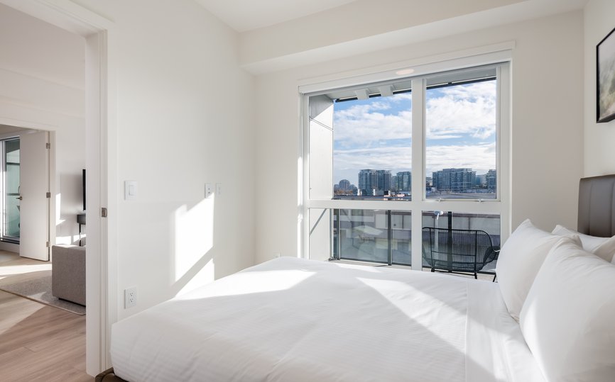 second bedroom in two bedroom suite for rent in richmond at level hotels